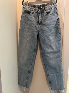 High waisted Light Blue Jeans - Divided Women’s Casual Straight Fit